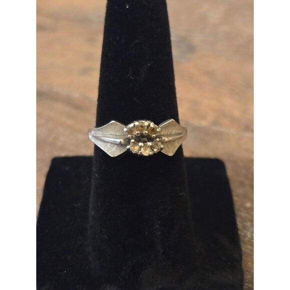 VintageGold Floral Ring Onyx with Diamond Accent Size 5.75 Elegant Textured